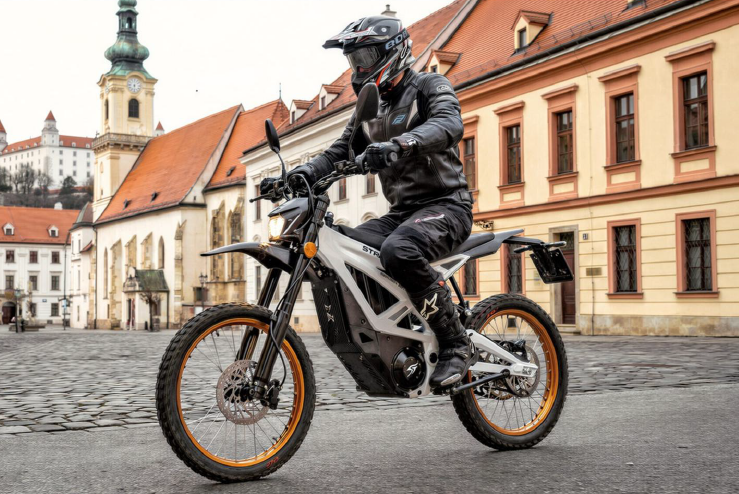 Cross elektromotorka STRIBOR GOSHAWK GT ET-7 biela